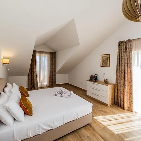 Villa Suzy By Interhome Rudine (Kastela)